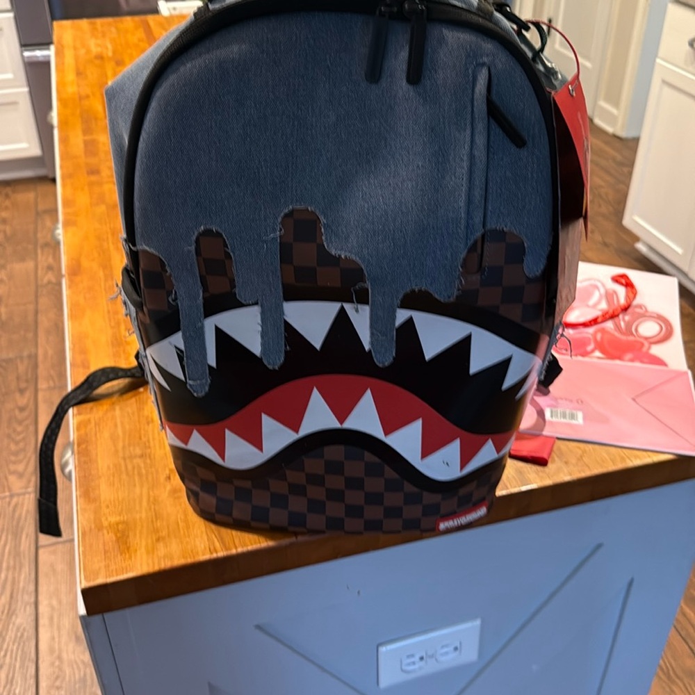 Sprayground limited edition backpack perfect condition still has tags